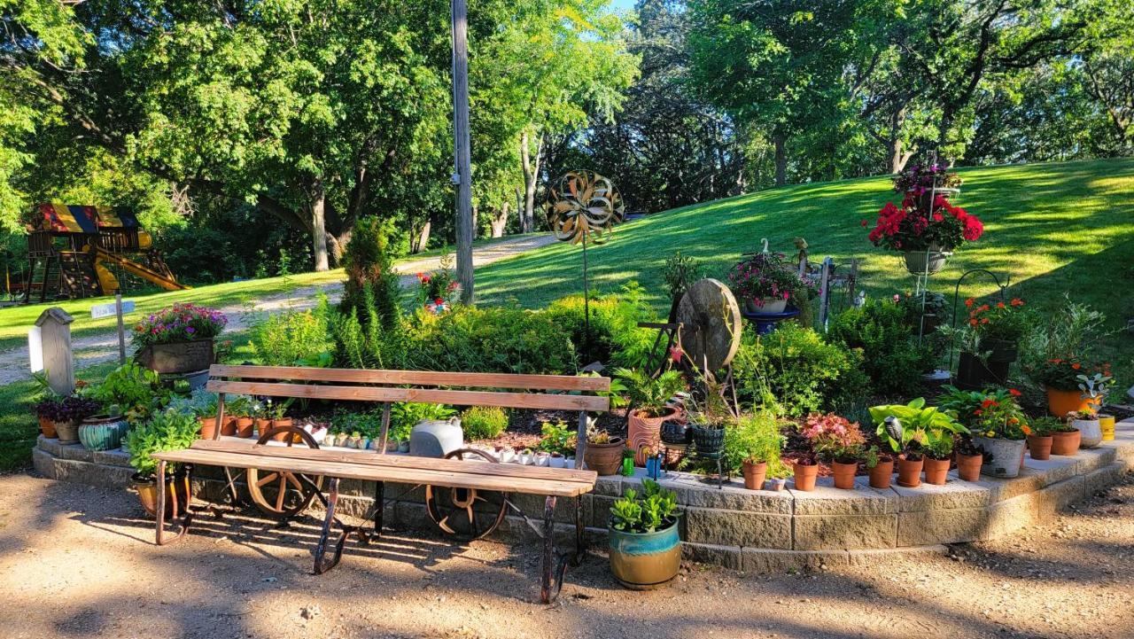 Swan Lake Resort & Campground Fergus Falls Exterior photo