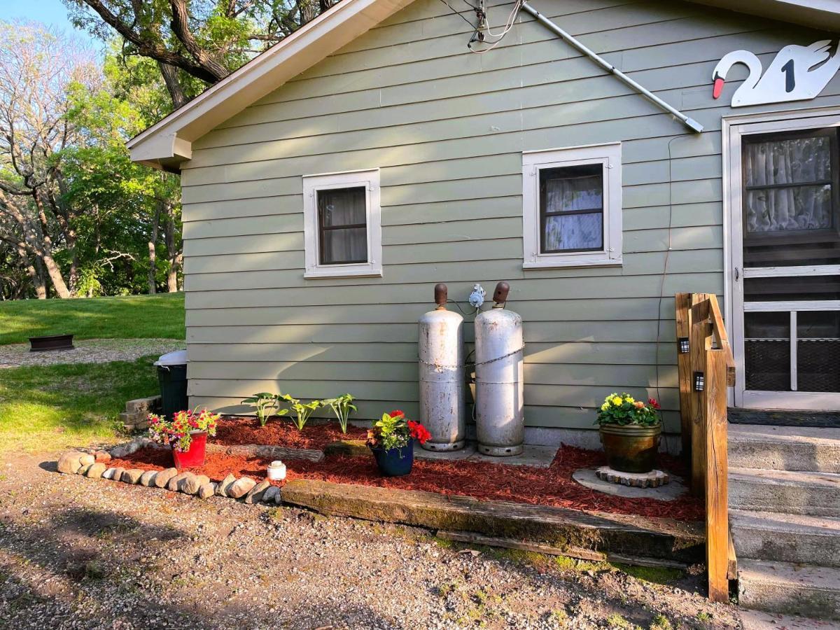 Swan Lake Resort & Campground Fergus Falls Exterior photo
